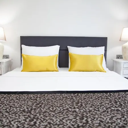 Hotel Mi *
